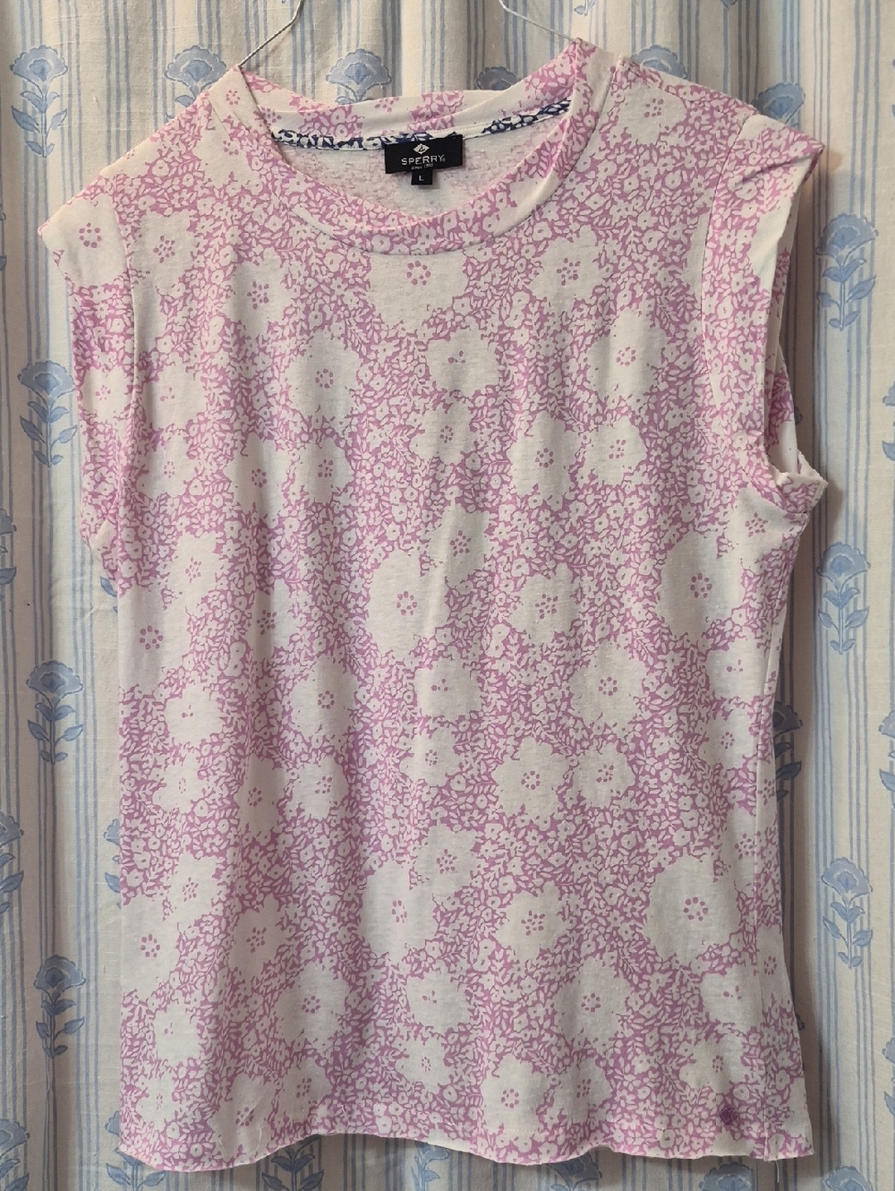Sperry Pink short cap sleeve floral soft casual top Sz L